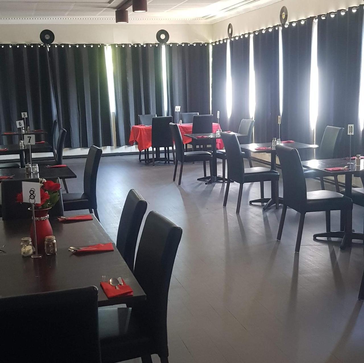 Club Hotel Ґлен-Іннес Екстер'єр фото